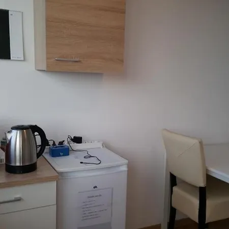 Bei Lkh Graz,1x Parkplatz,15 Stock! Apartamento